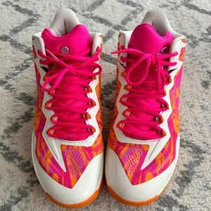 Moolah Kicks NeoVolt Pro V2 Basketball Shoes Orange Pink Women Mid-Top Size 9